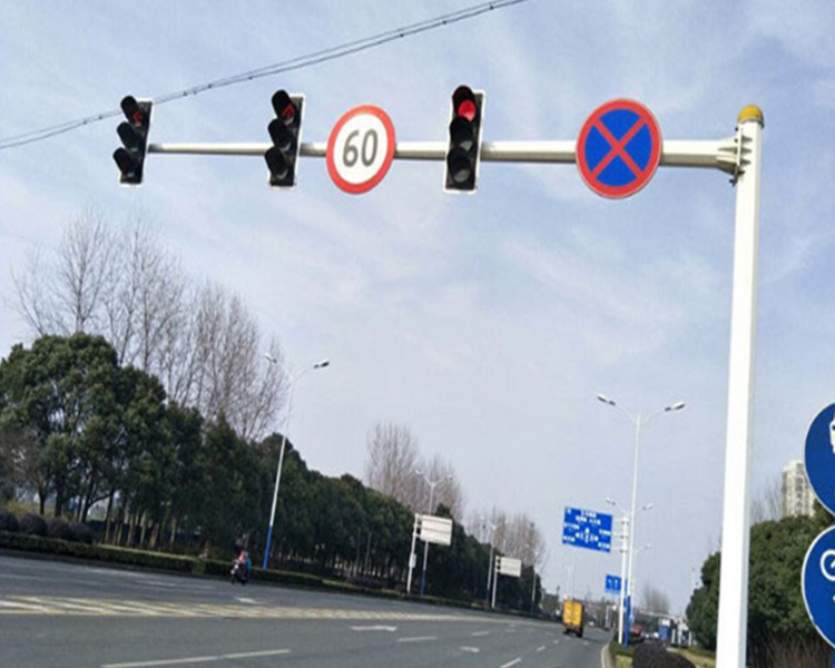 太原鑫雨杭電器為您分享山西道路監控桿的施工規范是什么？